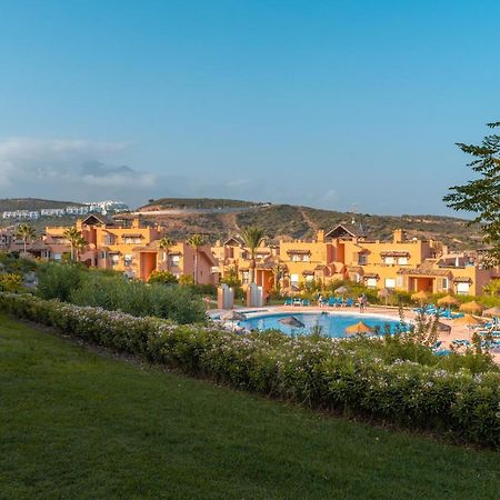 Beautiful 2-Bed Apartment In Casares Costa Bahia de Casares Exterior photo